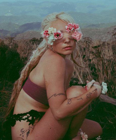 Eliza Grace Best Profile Photo