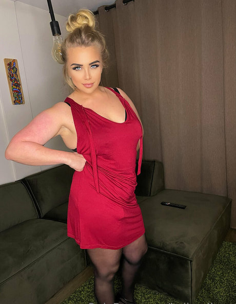 lesbian massage onlyfans pornos pictures