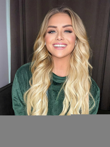 kellymilana model adult image