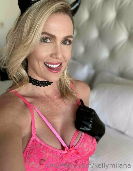 kellymilana nudes pornstar pic