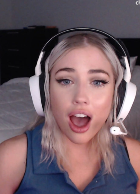 bathroom fuck onlyfans pornos picture