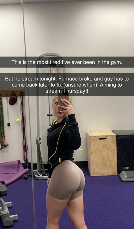 Hailsbee pretty model photos