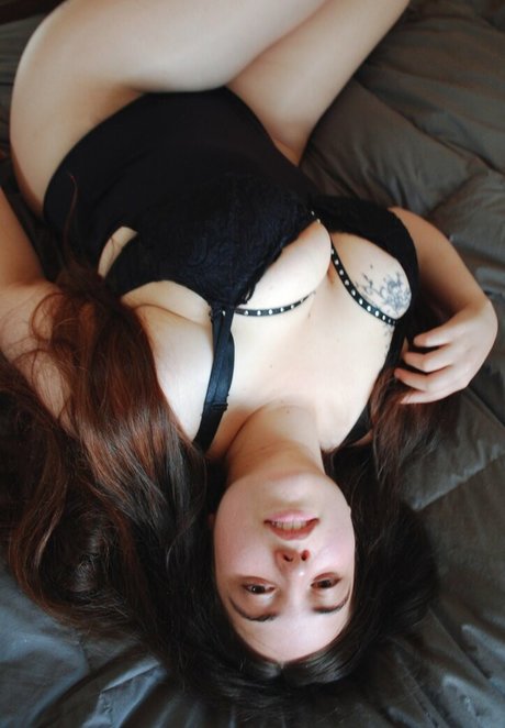 Paloma Piquet high quality model images