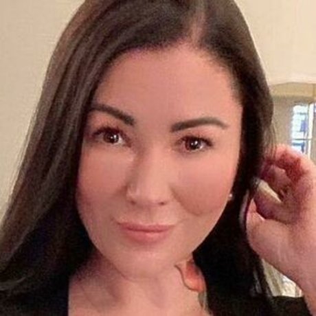 Teresa Bond Best Profile Photo