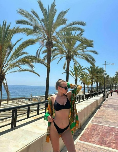 jessicastrong erotic pornstar img