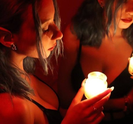 leliloo sexy star pics