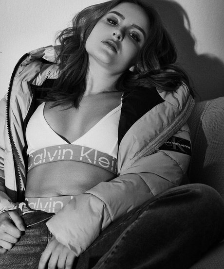 Larissa Manoela sex actress images