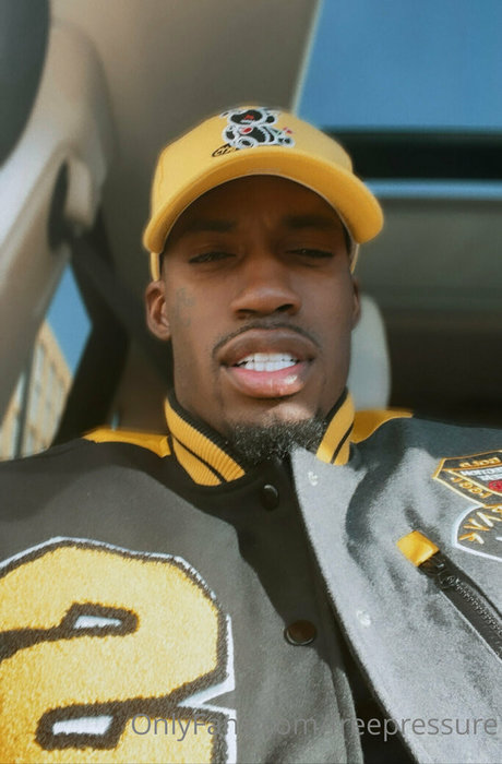 tight pussy onlyfans top pics