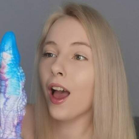 thatblondeprincessppv naked pornstar archive