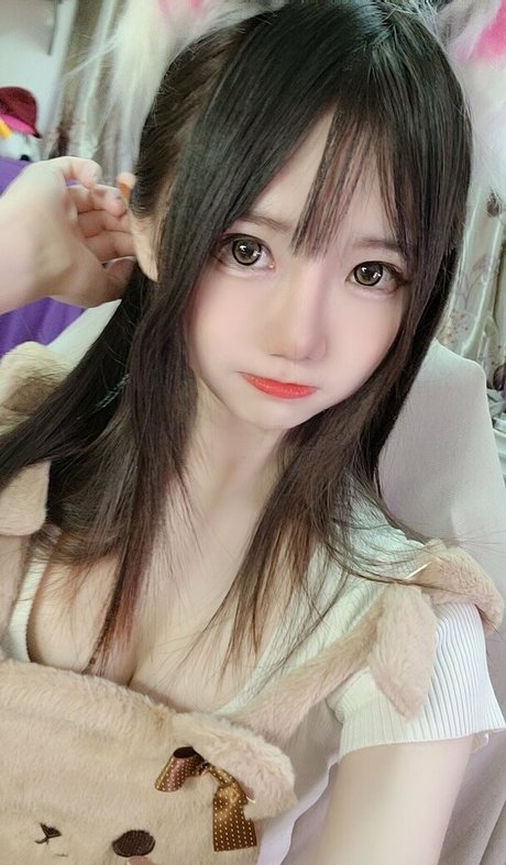 iamdorasnowfree beautiful actress picture