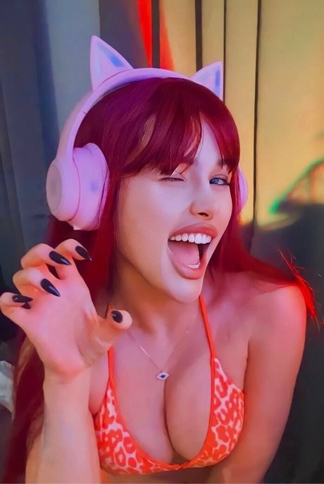 kittytheasmrqueen model sexy pictures