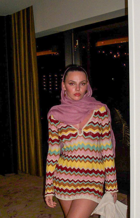 Dafne Keen star erotic pictures