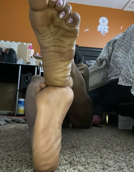 Carameltoesz sex actress photos