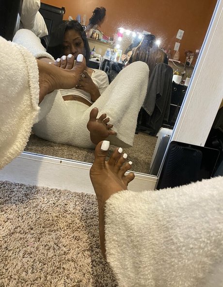 Carameltoesz exclusive pornstar photo