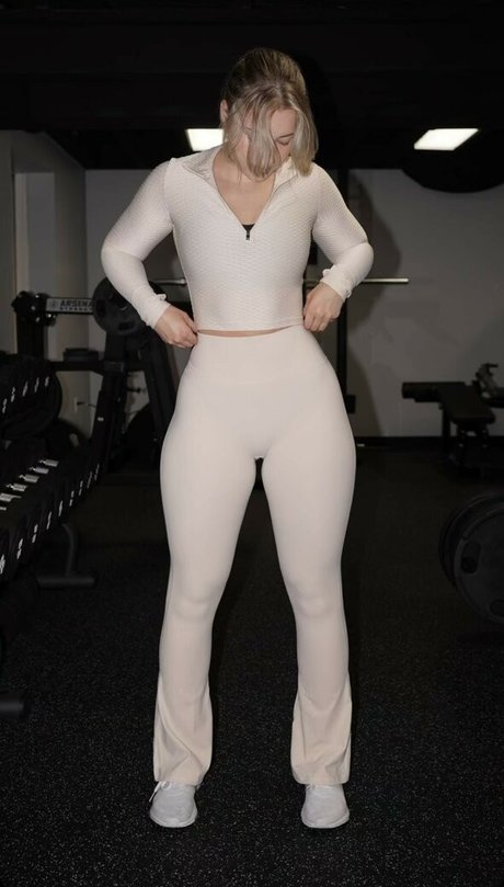 ebony wet pussy onlyfans exclusive pics