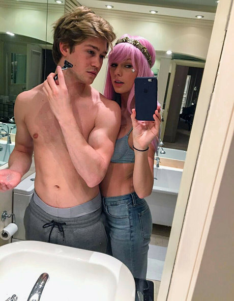 curly ebony onlyfans sexy nudes gallery