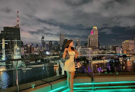 AlodiaMarie star naked picture