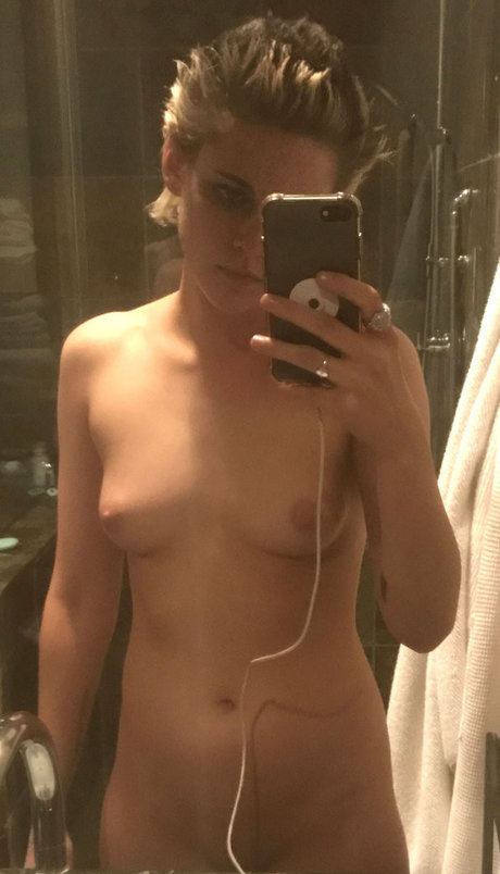 leather skirt onlyfans hot porn pic