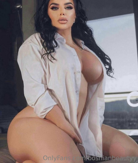 petite slut onlyfans hot xxx image