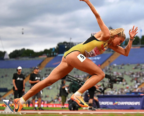 Alica Schmidt free model pic