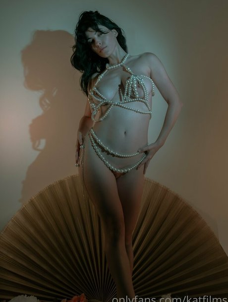 Kat Cabaret erotic star pictures