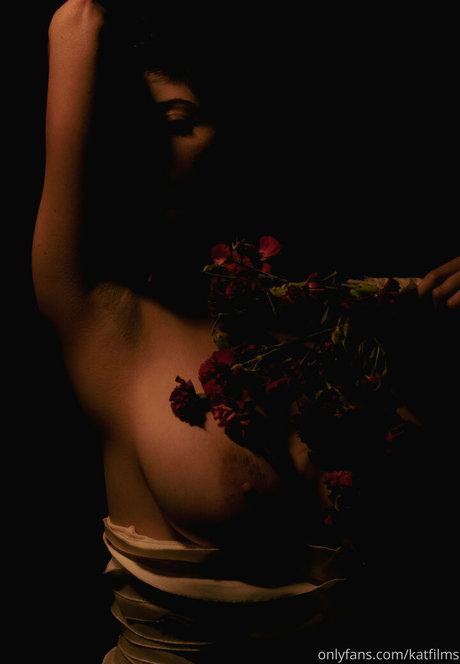 Kat Cabaret nude pornstar pictures