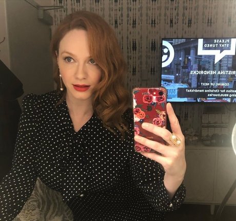 milf pregnant onlyfans erotic image