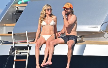 asian student onlyfans pretty pic