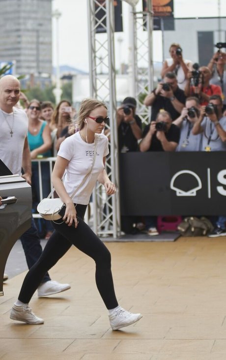 red hair onlyfans hd pic