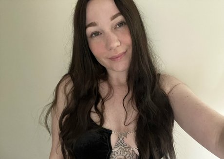 Itsbordie pornstar sexy gallery