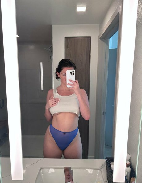 adisonbrianaarchives nice model images