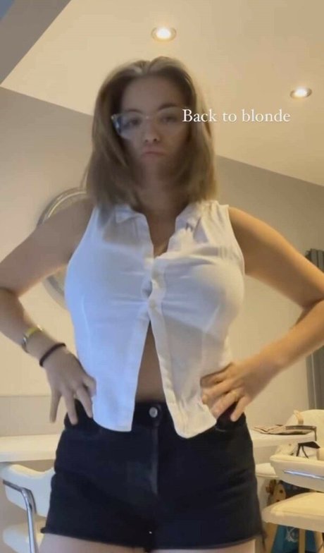 teen nude onlyfans free nude photo