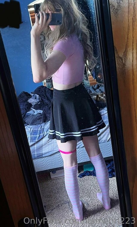 itsmebri223 star erotic gallery