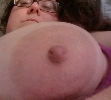 AlphaHarlot exclusive star photo