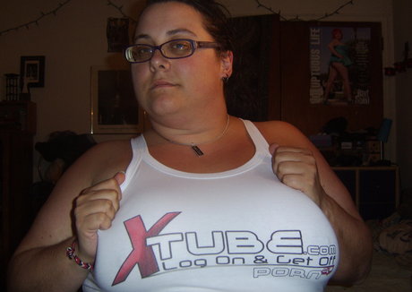 AlphaHarlot sex model pics