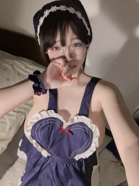 Imneko13 model nude archive