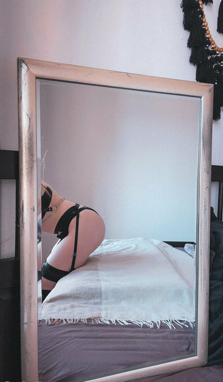 Mistressmegara nude actress img