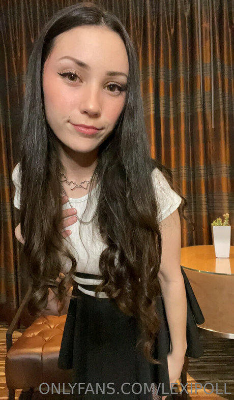 Lexipoll pornographic star pic