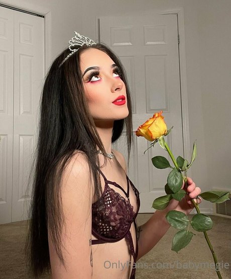 Babymegie erotic pornstar image
