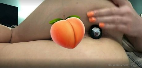 curvy shemale onlyfans best photo