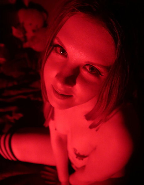 small waifu pornographic actress image