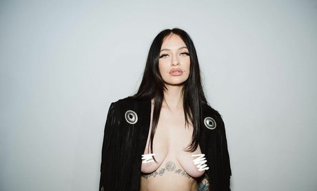 hellxrel pornstar nude pic