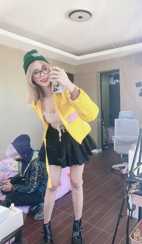 lesbian orgy onlyfans hot sex image