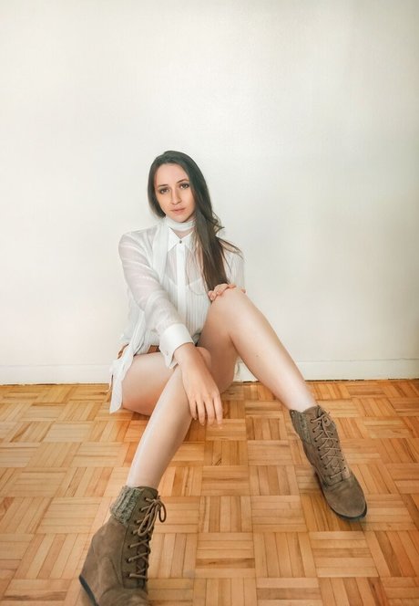 strip nude onlyfans porno picture