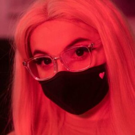 Aurelia Baker nice actress pics