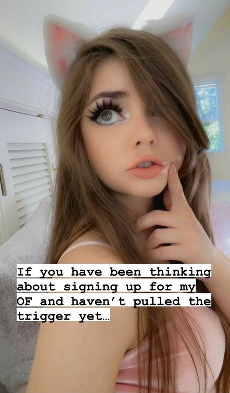 blonde famous onlyfans nude galleries