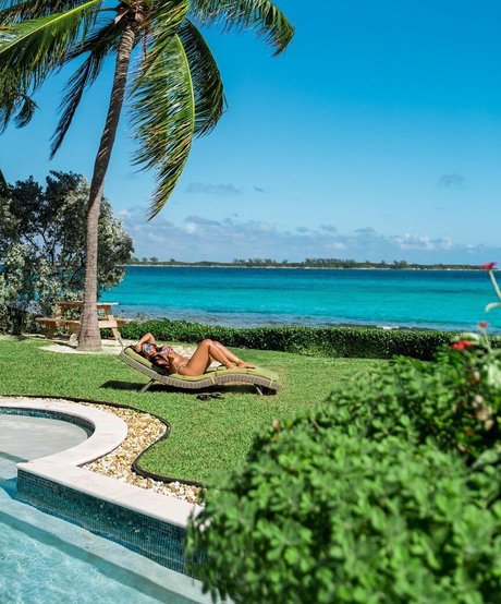 Ashanti star exclusive pics