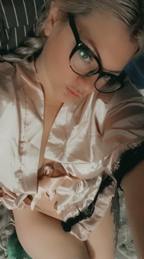 theamputeebitch beautiful pornstar pics