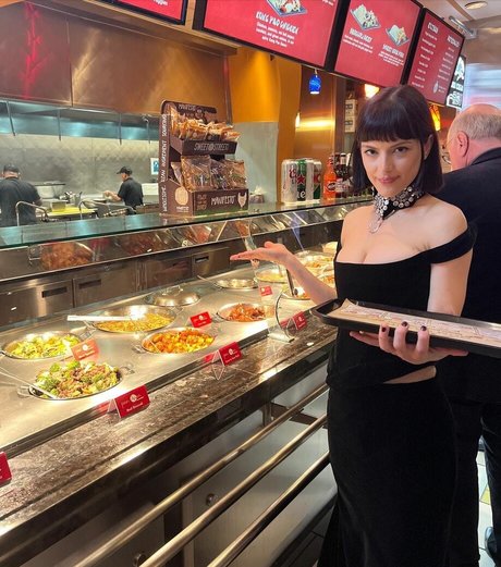 Maria Zardoya sexy model picture