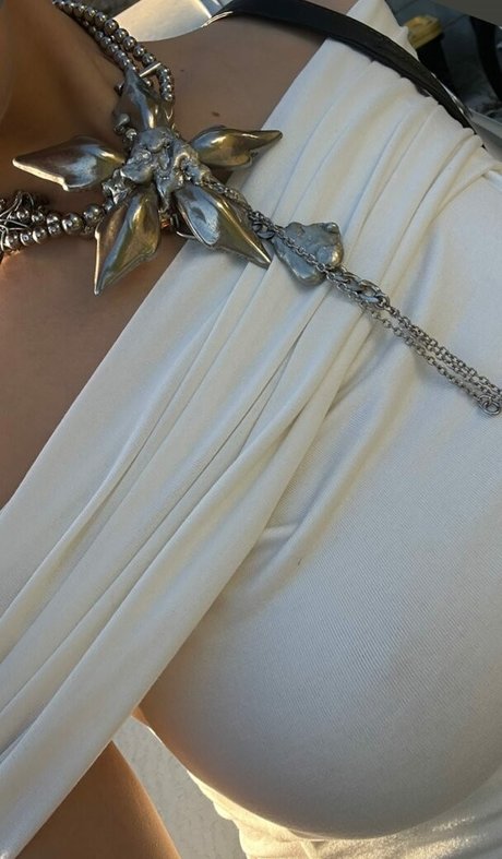 chicks with dicks onlyfans beautiful xxx pic